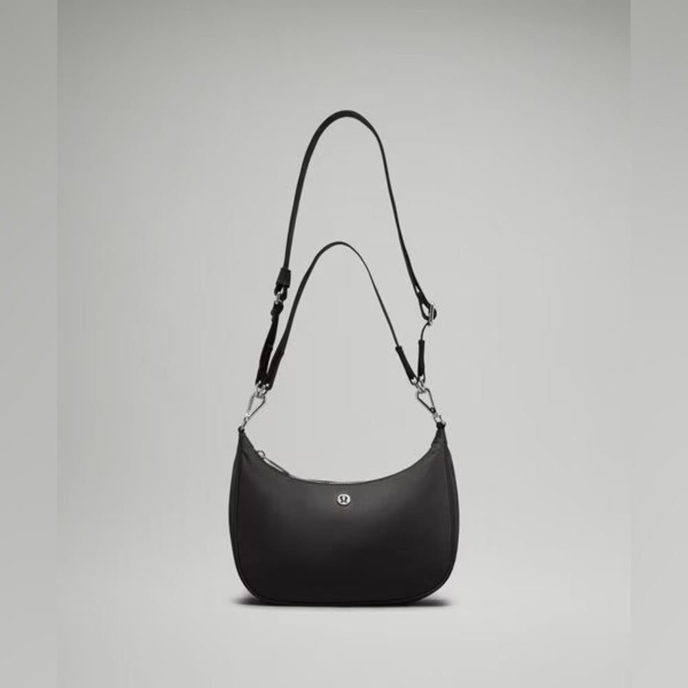 Lululemon Adjustable Mini Shoulder Bag 3L in Black with Silver Hardware NWT